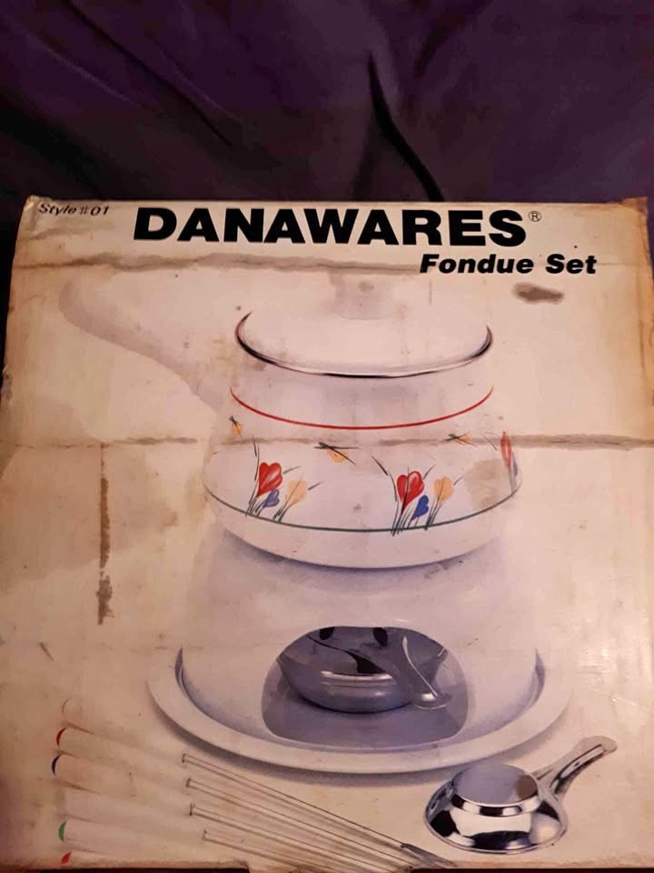 Used Danawares Fondue Set