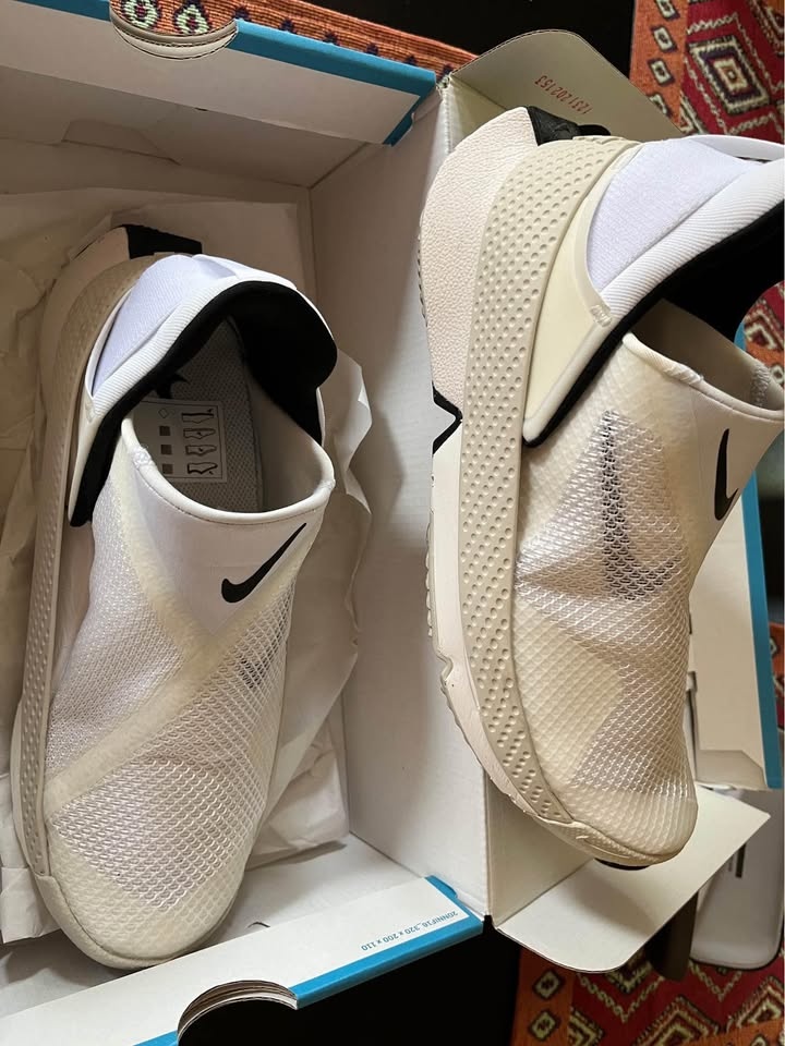 Nike Flyease Shoes - Men's 6 / Women's 7.5 - Brand New - photo 3