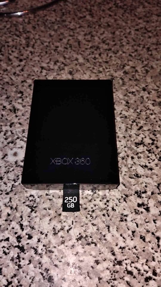 250GB Xbox 360 NO CORD - photo 2