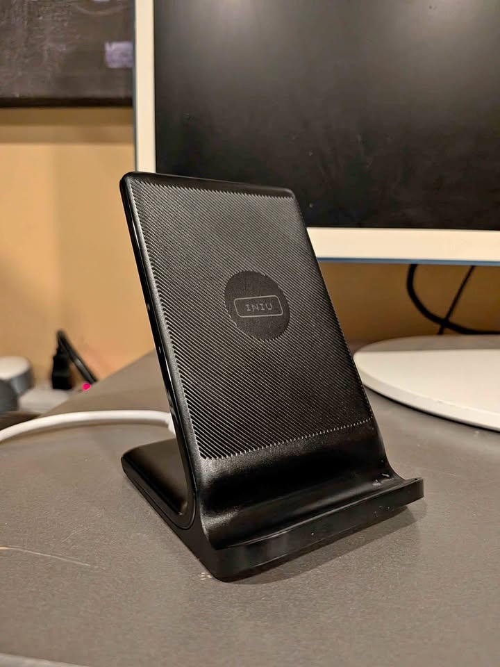 INIU Wireless Charger, 15W Fast Wireless Charging