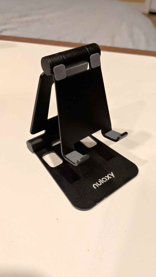 Phone or Tablet Foldable Stand