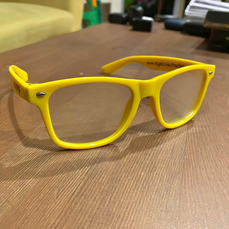 Eye Love Shadez