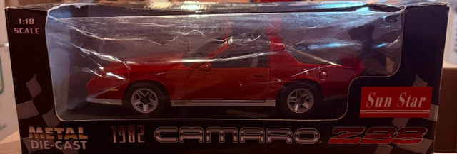 Sun Star 1:18 Scale 1982 Camaro Z28 - photo 2
