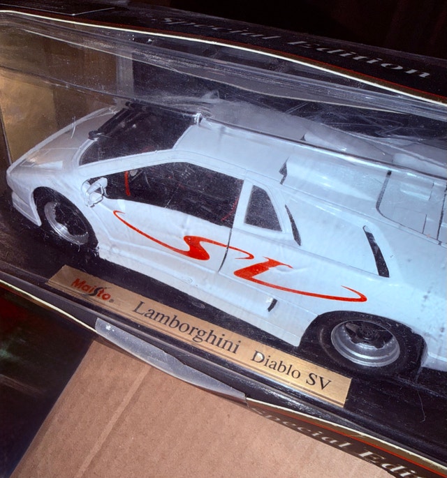 Maisto Lamborghini Diablo SV Special Edition - photo 2