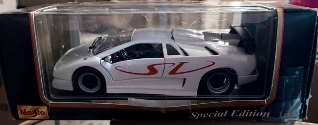 Maisto Lamborghini Diablo SV Special Edition - photo 3
