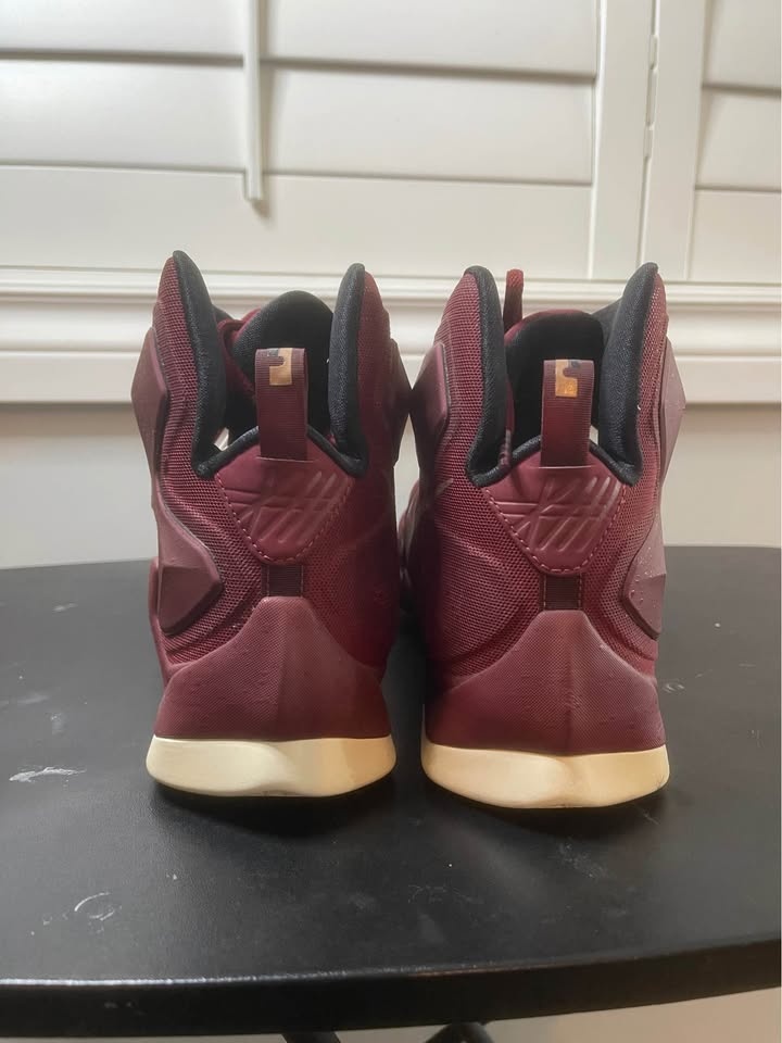 Nike LeBron 13 “Team Red” - Size 13 - photo 3