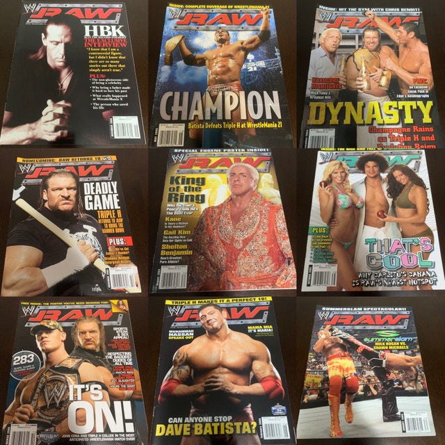 Lots of WWE magazines