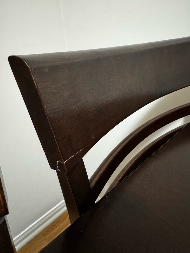 Kitchen Table with 4 Chairs - photo 3