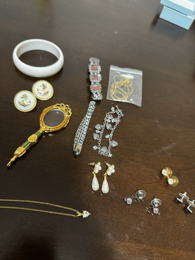 Costume Jewelry - photo 3