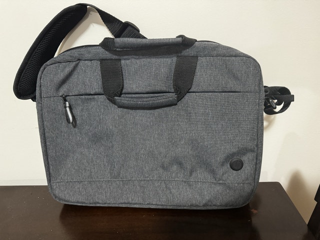 HP Prelude Pro Carrying Case for 15.6" Notebook NEW