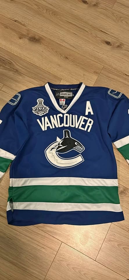 Ryan Kesler 2011 Stanley Cup Finals Jersey - Size 48