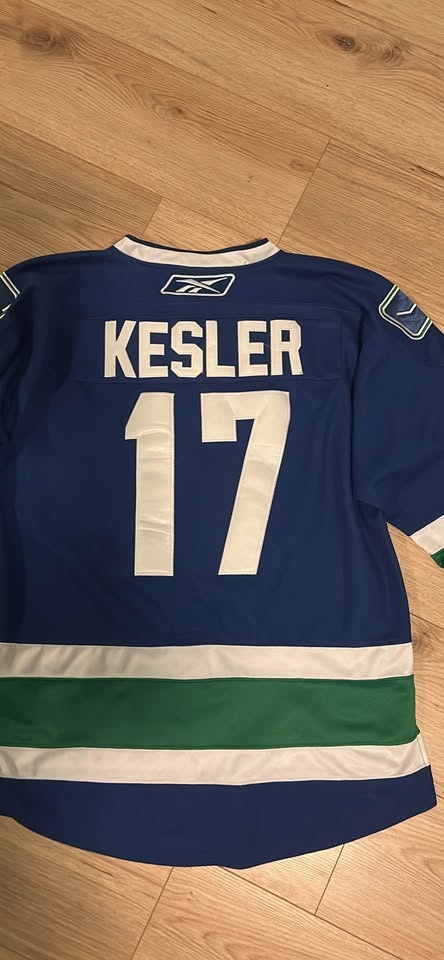 Ryan Kesler 2011 Stanley Cup Finals Jersey - Size 48 - photo 2