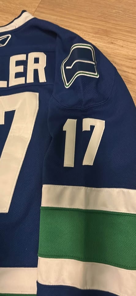 Ryan Kesler 2011 Stanley Cup Finals Jersey - Size 48 - photo 4