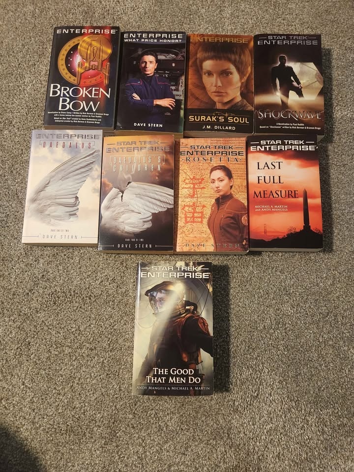 Star Trek Enterprise Books - photo 2
