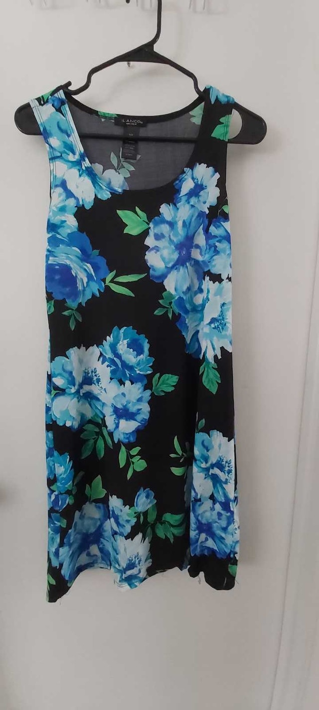 Womens dresses size medium - photo 3