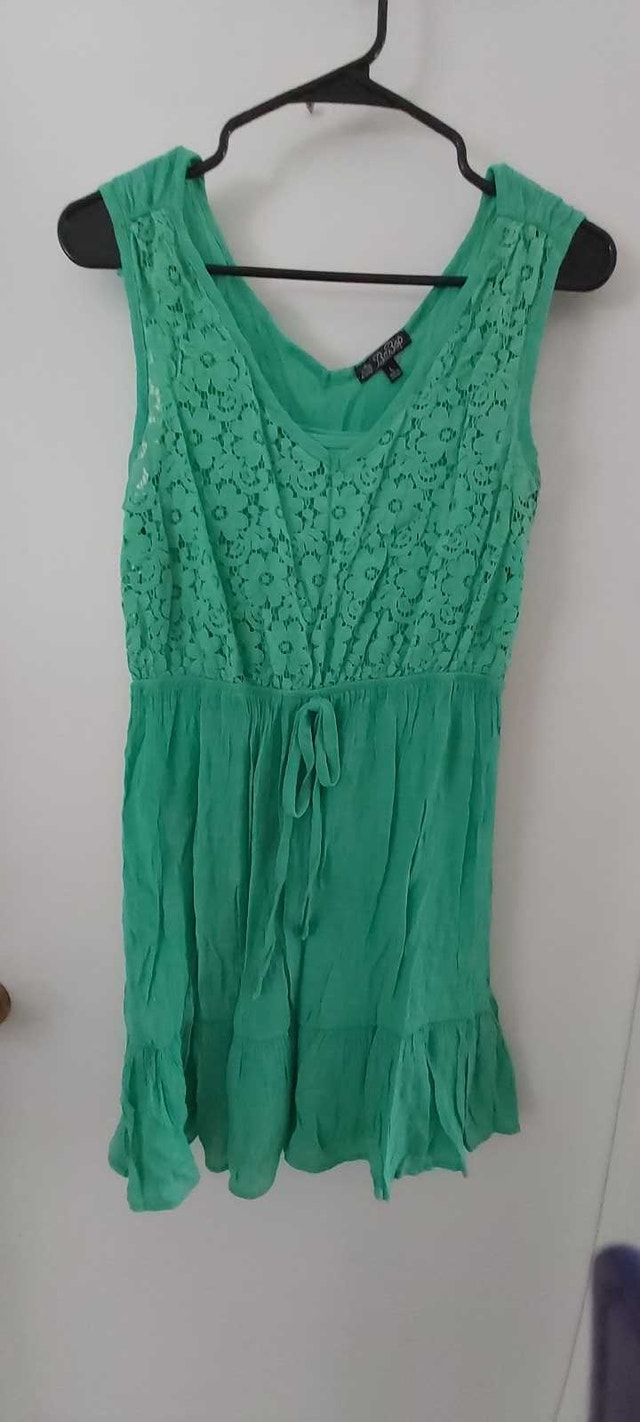 Womens dresses size medium