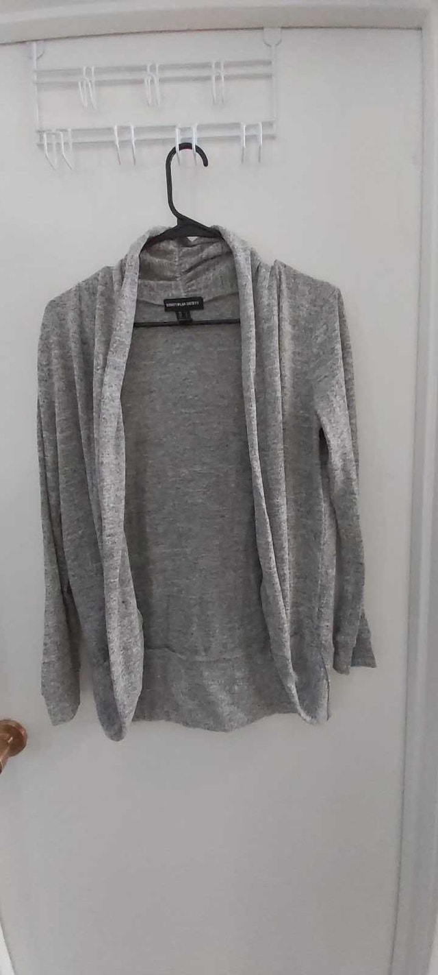 Women's Cardigans - Size Medium - photo 3