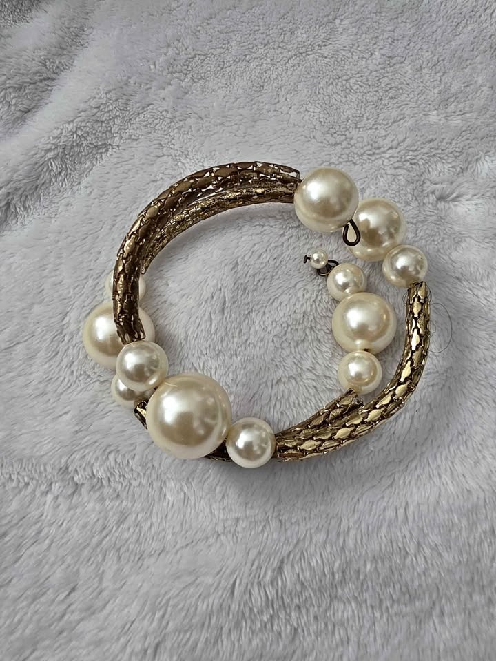 Pearle and gold spiral cuff bracelet or arm band