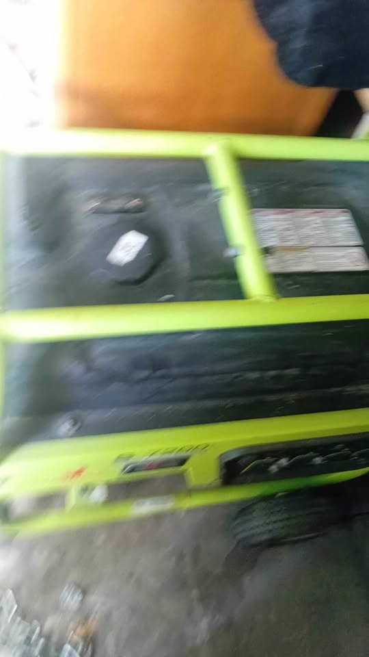 Honda EU2200i Portable Generator - photo 4