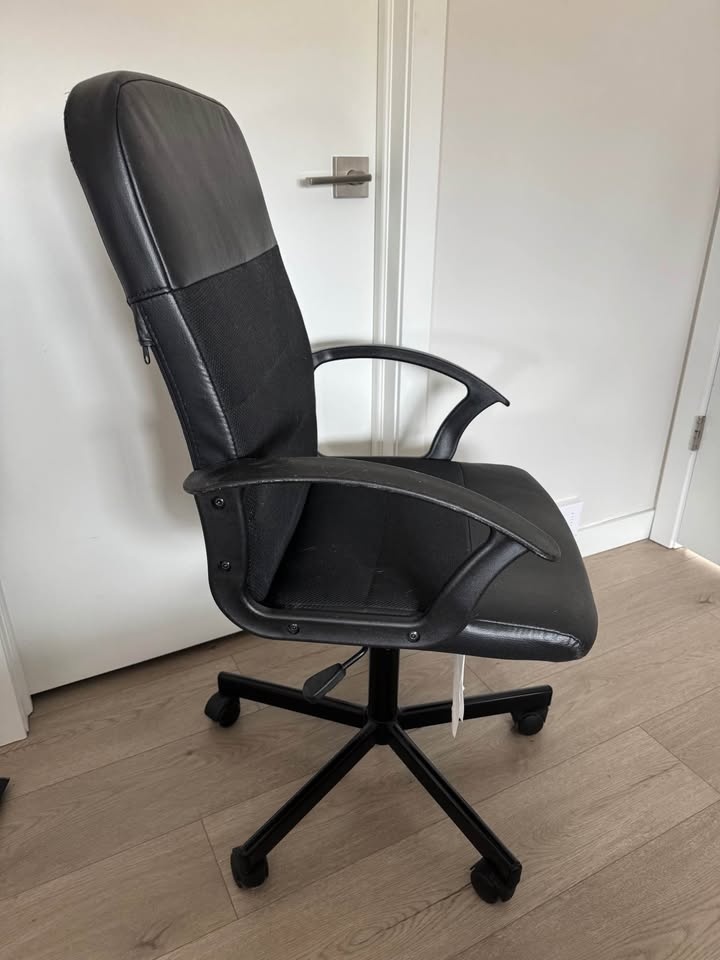Ikea Desk Chair - photo 2