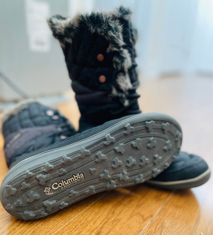 Women Columbia Waterproof Winter Boots: US 9 (26 cm.) - photo 4