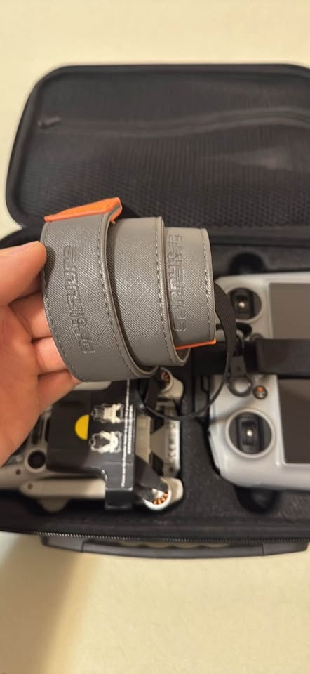 DJI Mini 4 Pro Drone w/ RC 2 Controller - photo 4