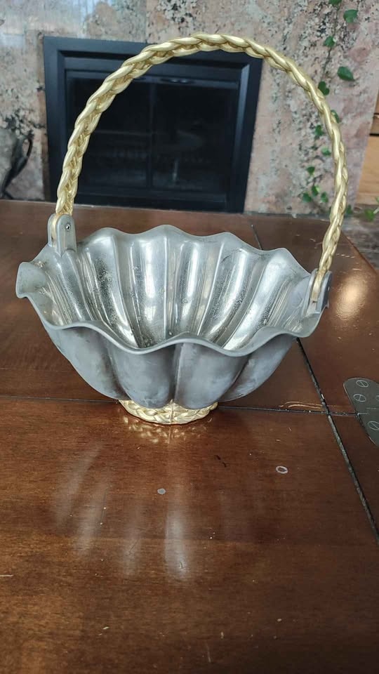 Vintage Silver Basket with Gold Handle - photo 3