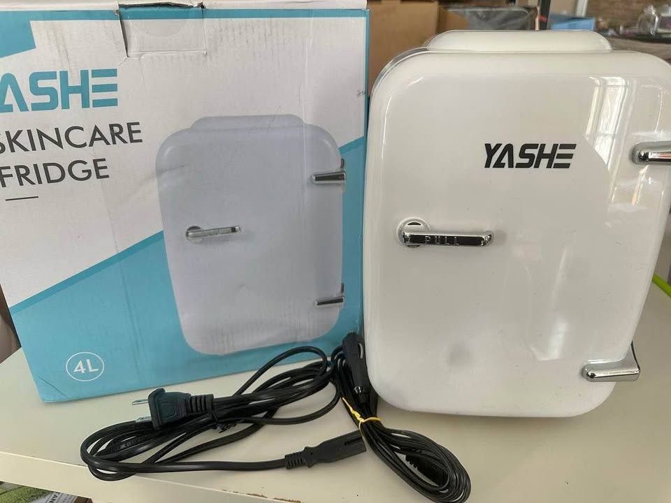 *NEW* YASHE 4L Skincare Mini Fridge – Compact Beauty Cooler