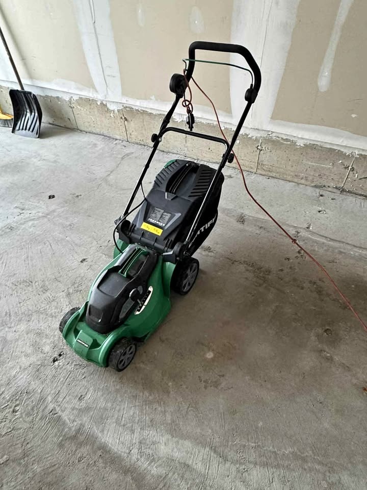 Certified electric lawnmower