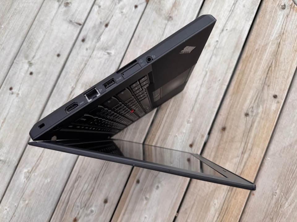 Lenovo ThinkPad T460 Laptop - photo 3