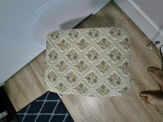 Floral Pattern Ottoman - photo 2