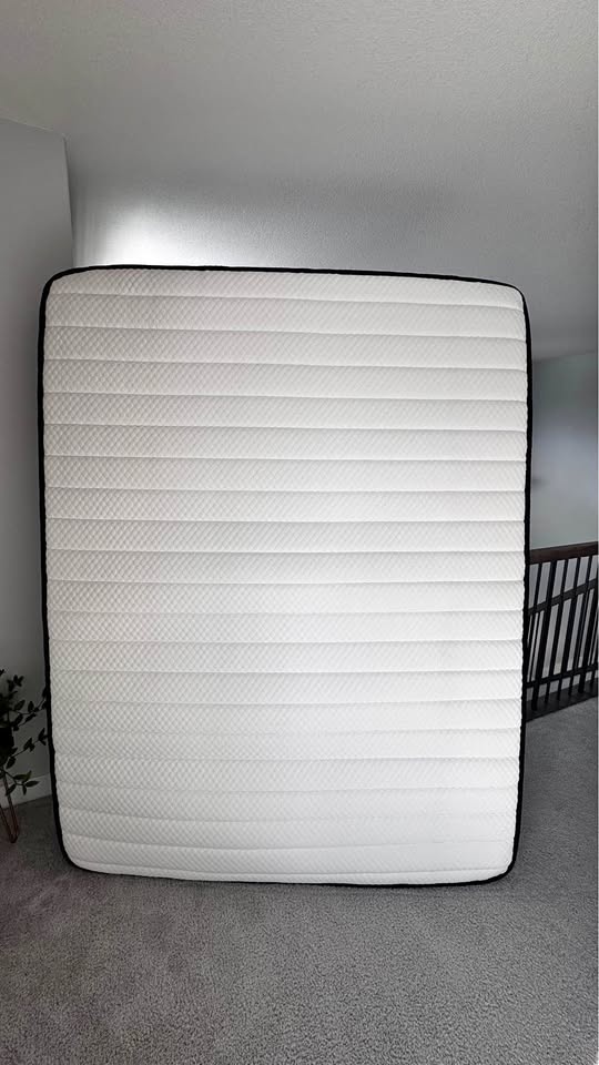 Queen Size Mattress - 10 Inch - New
