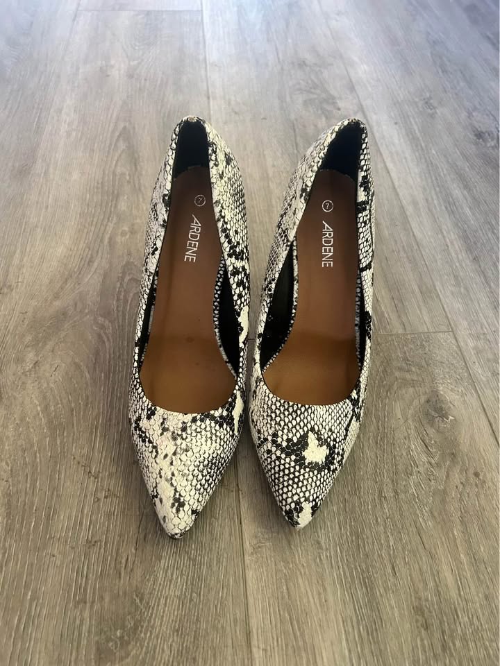 Women’s shoes for sale! - photo 5