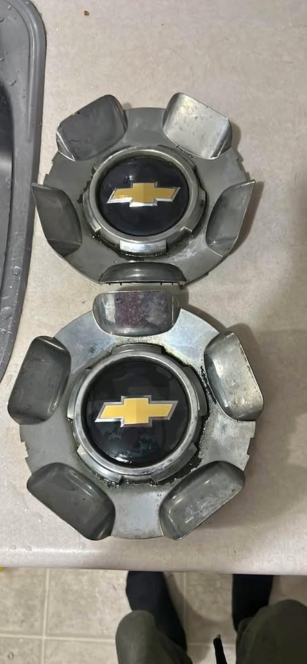 Wheel Caps for 09 Silverado