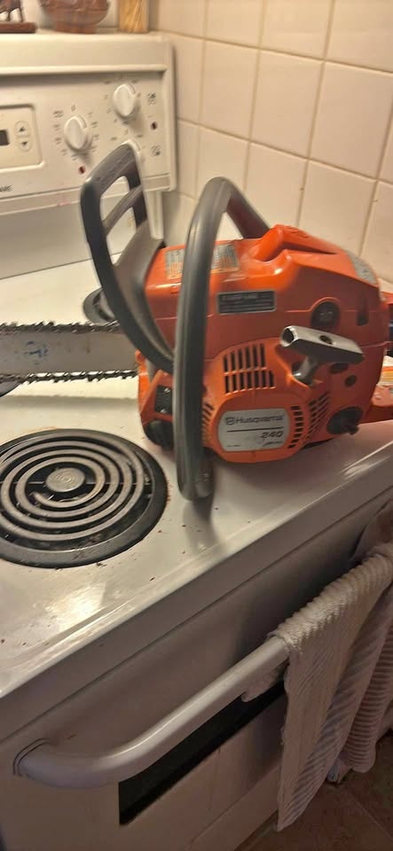 240 Husqvarna Chainsaw