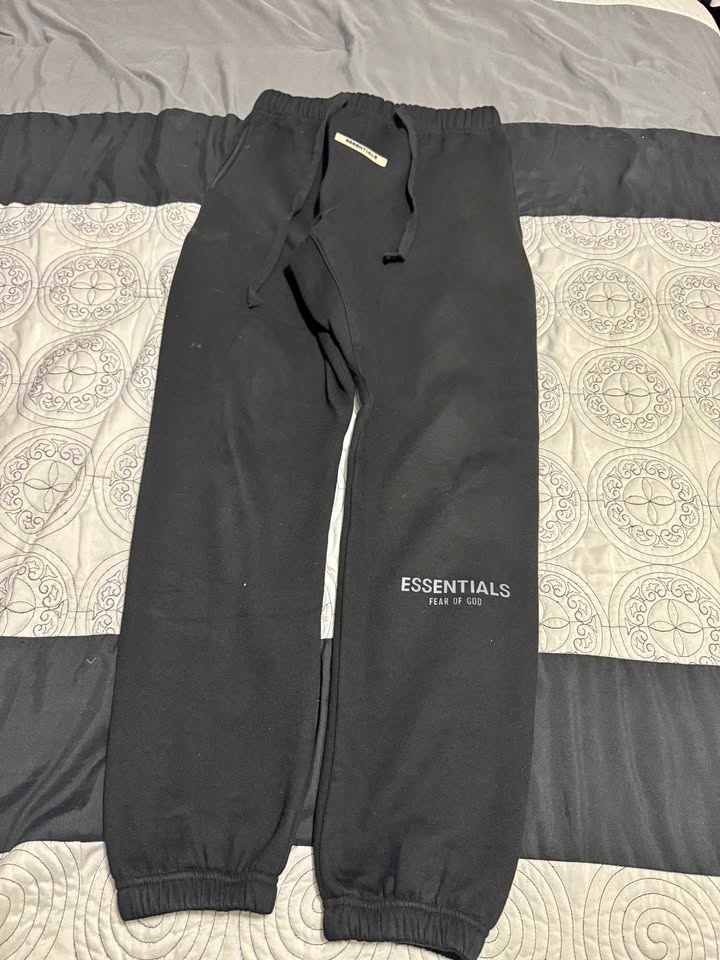 Essentials Black Sweatpants - Men's Small