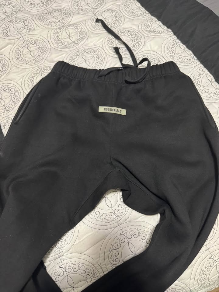 Essentials Black Sweatpants - Men's Small - photo 4