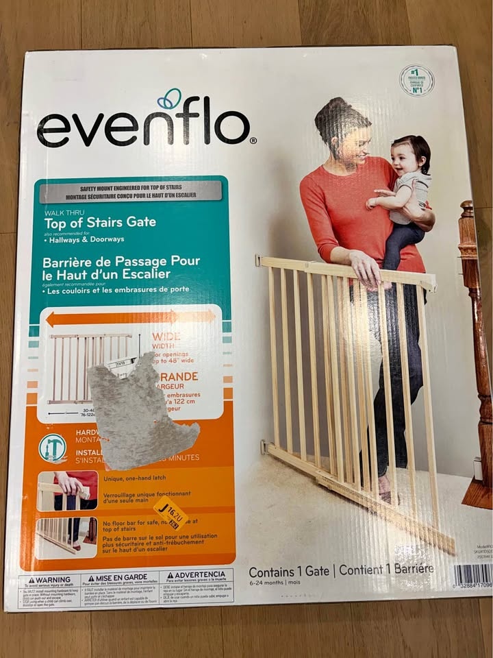 Evenflo Walk Thru Top of Stairs Gate 30-48in Hardware Mount