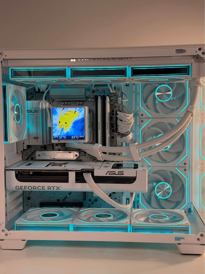 White RTX 5070 | 7800X3D | 32GB DDR5 | 2TB SSD Gaming PC - photo 4