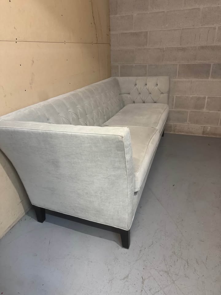 Like new 7ft sofa - photo 4