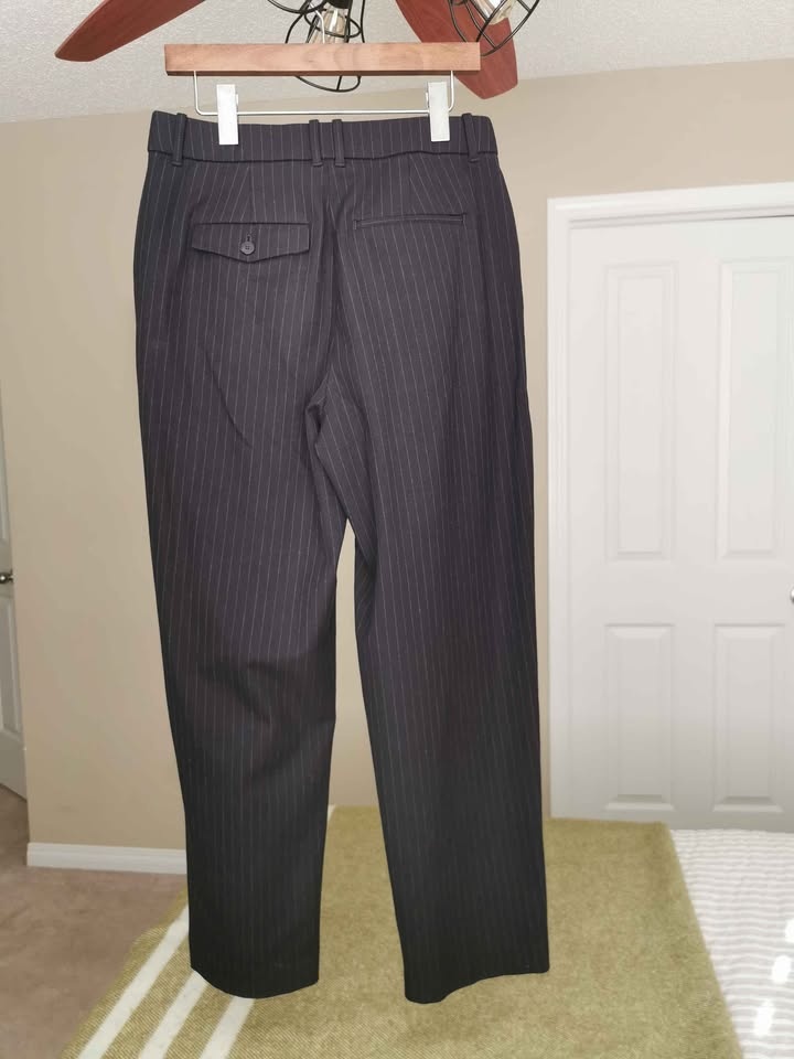 Women's HEATTECH Pleated Tapered Pants (Stripe) Size M - photo 3