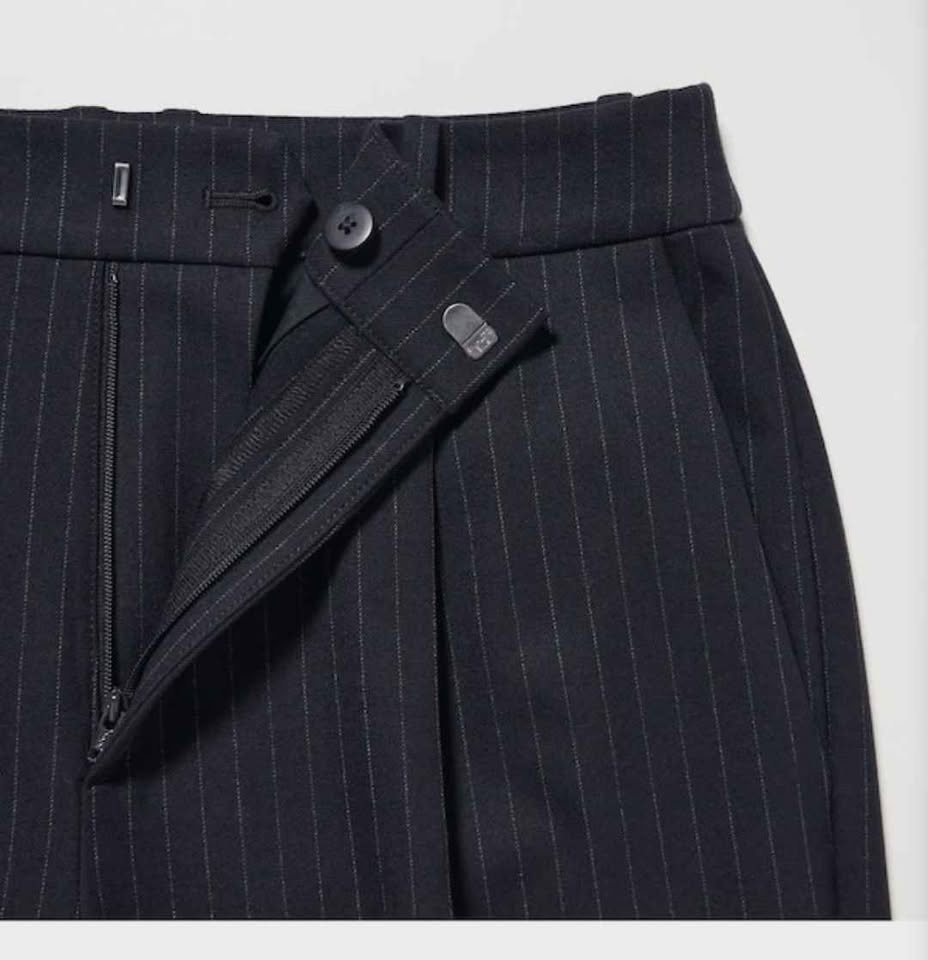 Women's HEATTECH Pleated Tapered Pants (Stripe) Size M