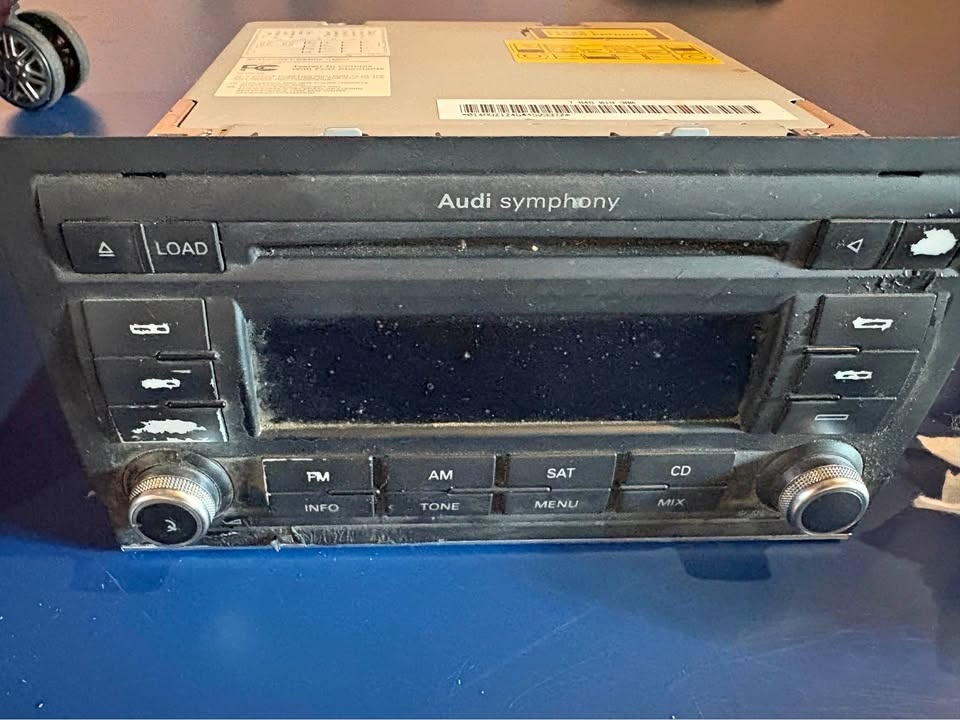 Audi Symphony CD Player / Sat Radio