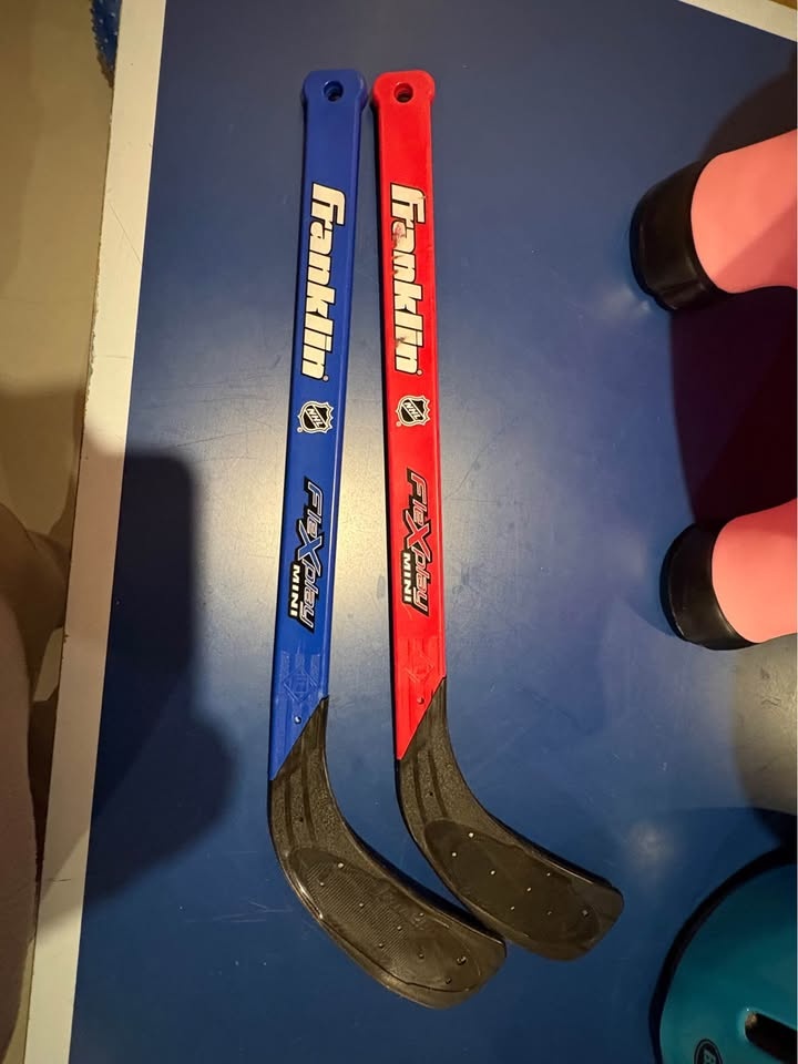 Hockey sticks for toddlers - photo 2