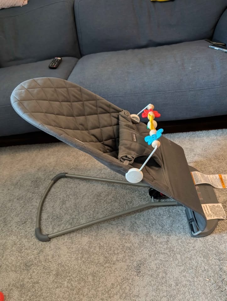 Bjorn Baby Bouncer - Excellent condition - photo 3