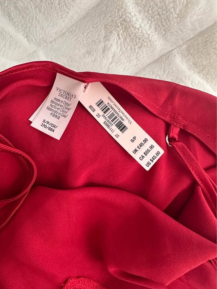 Victoria Secret Red Night Silk Slip - Small - photo 3