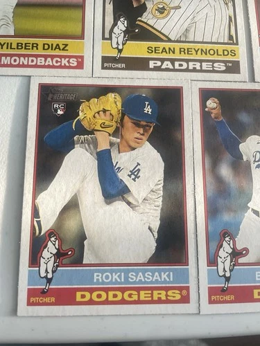 2025 Topps Heritage Rookie Lot (75cards) - photo 2