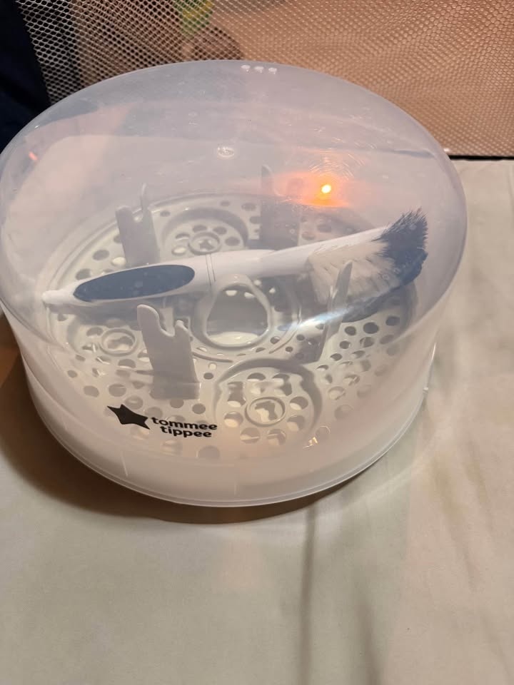 Baby Bottle Steriliser – Used (Excellent Condition) 🍼 - photo 4