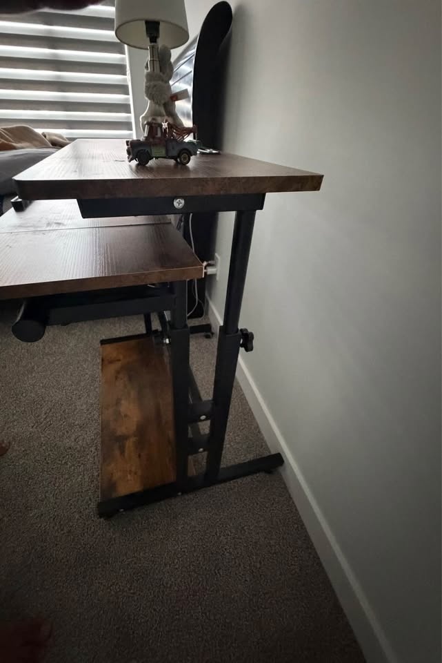 Multilevel Adjustable Desk - photo 2