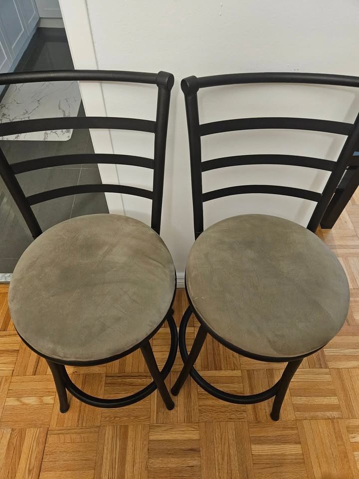 2 Walmart Bar Stool Height Chairs - photo 2